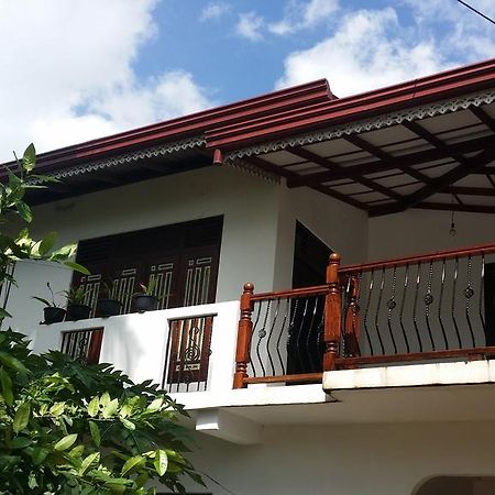 Ferienwohnung Dumi House Weligama Exterior foto